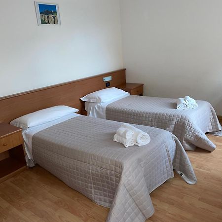 Hotel Vittoria Roncegno Luaran gambar