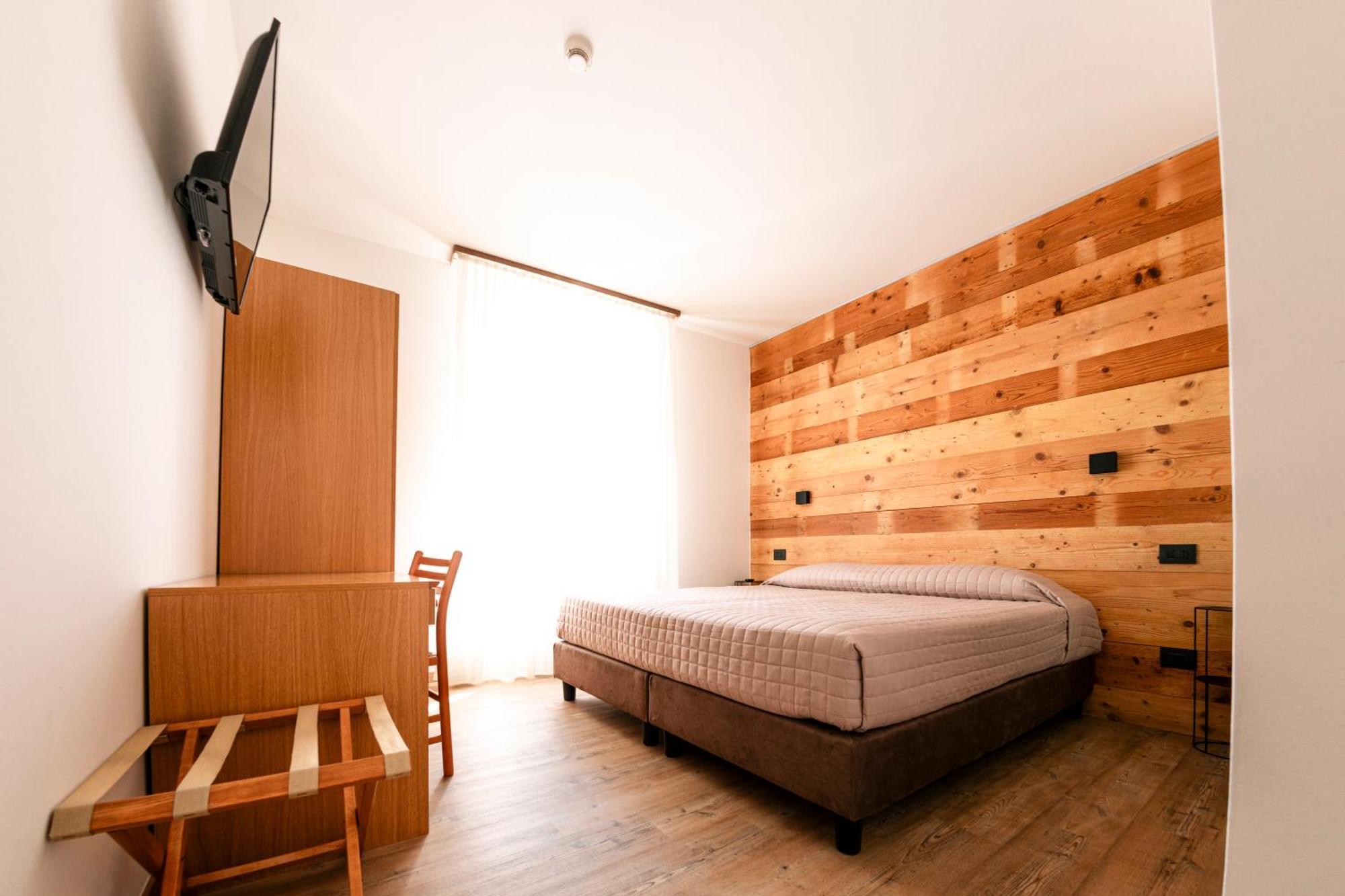 Hotel Vittoria Roncegno Luaran gambar