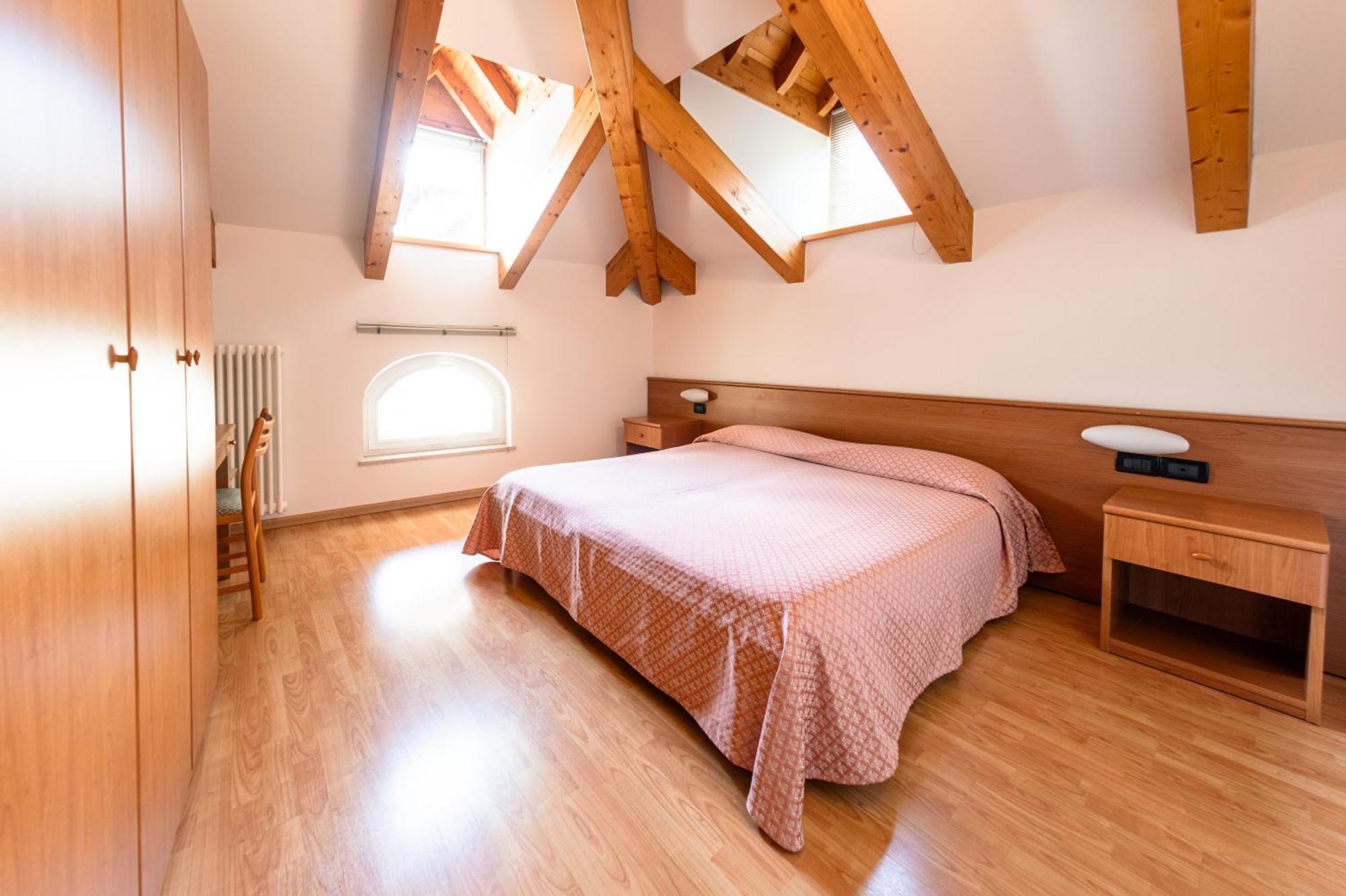 Hotel Vittoria Roncegno Luaran gambar
